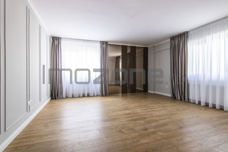 Trei camere, oferta august: loc de parcare gratuit pentru apartamentele cu 3 camere